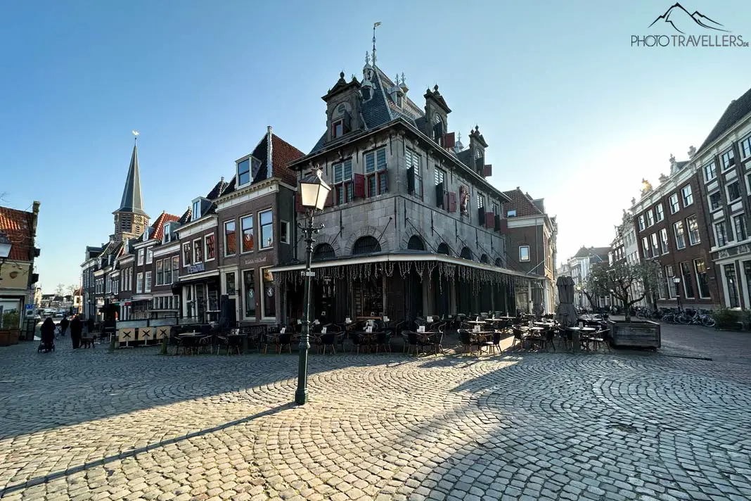 Der Platz Roode Steen in der niederländischen Stadt Hoorn 