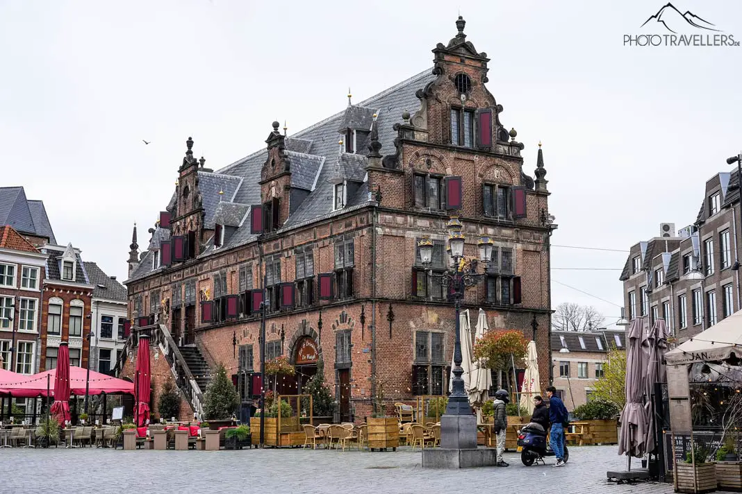 Das Waag-Gebäude am Grote Markt in Nijmegen