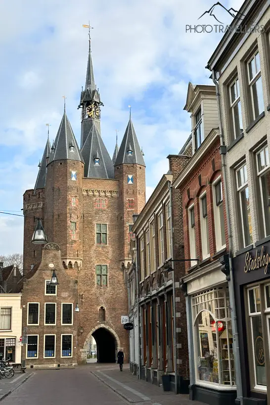 Das Stadttor Sassenpoort in Zwolle