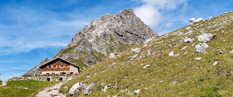 Berghütten in Bayern: Von der Zugspitze bis ins Allgäu – 12 Highlights
