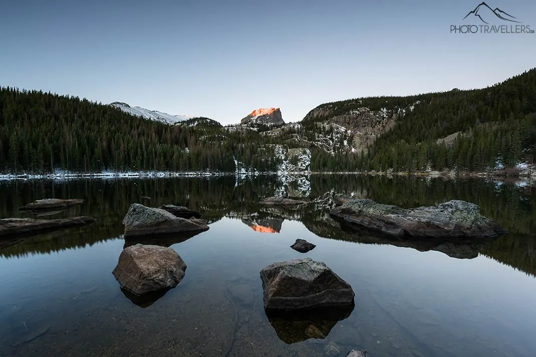 Der Bear Lake im Rocky Mountain Nationalpark im Morgenlicht