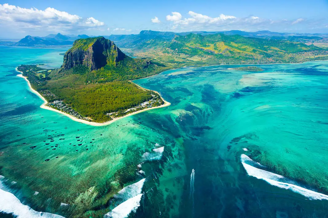 Eine Luftaufnahme der Insel Mauritius