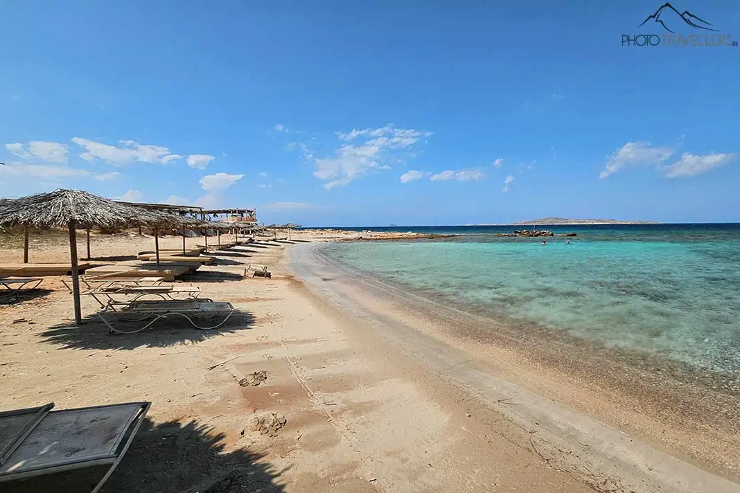 Feiner Sand und türkisblaues Wasser findet man am Ammoua Beach