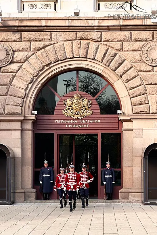 Die Wachablöse am Präsidentenpalast in Sofia
