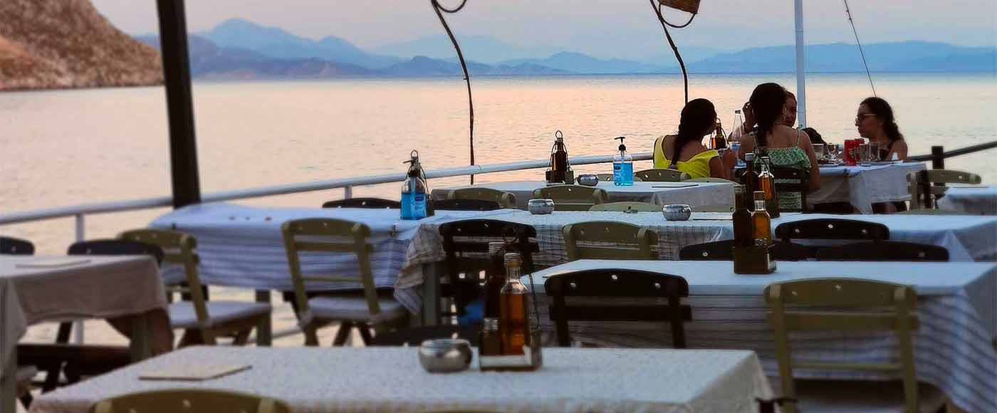 Die besten Restaurants und Ausgehtipps auf Symi