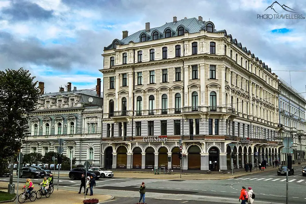 Reichverziertes Haus aus der Jugendstilzeit in Riga