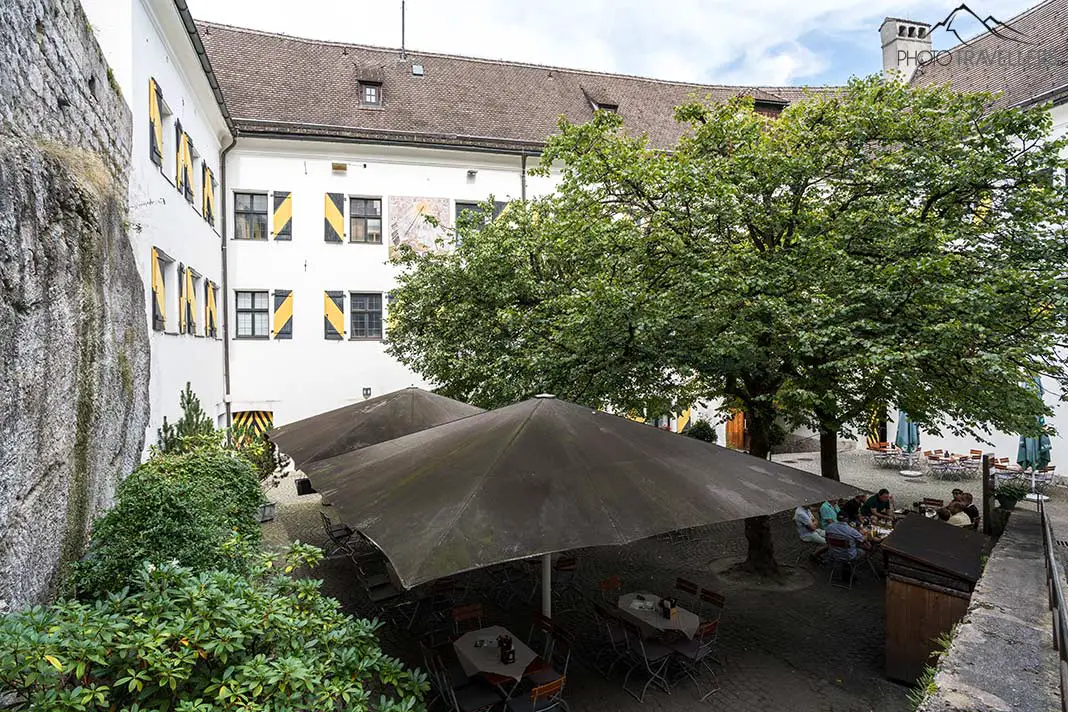 Der Biergarten in der Festung Kufstein