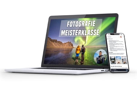Der Online-Fotokurs "Fotografie Meisterklasse" auf einem Laptop und einem Smartphone