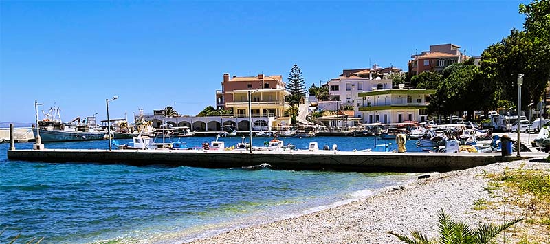 Der Hafen von Chios ist einer der wichtigsten Knotenpunkte in der Nordägäis