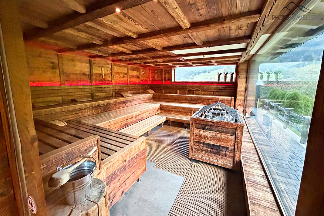 Die große Pnoramasauna im Hotel Magdalenahof im Gsieser Tal